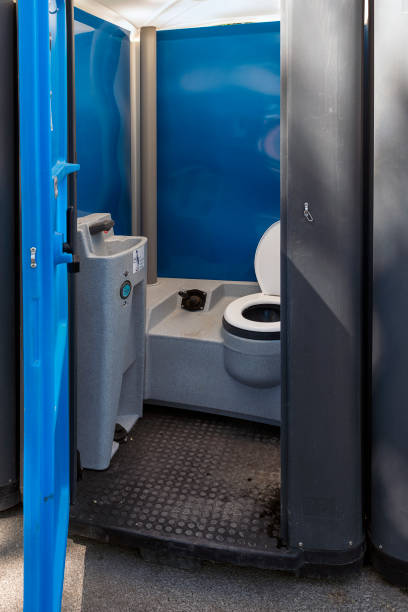 Best Portable toilet rental cost  in Happy Valley, OR